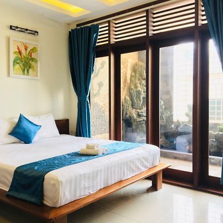Whale Ocean View Hotel Da Nang Esterno foto