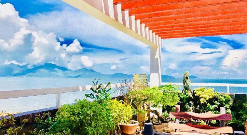 Whale Ocean View Hotel Da Nang Esterno foto