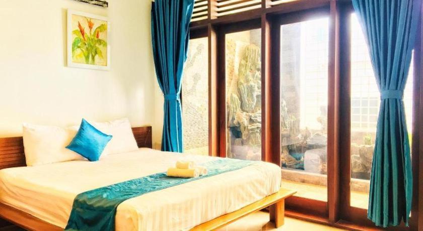 Whale Ocean View Hotel Da Nang Esterno foto